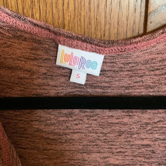 LuLaRoe Pink “Sweater” Shirley (Kimono) - Picture 2 of 5